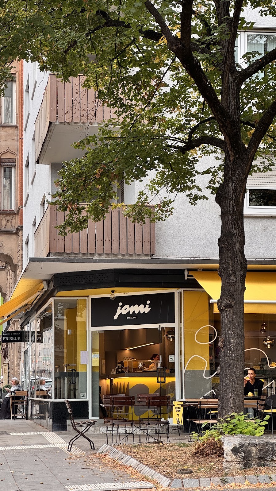 jomi Bagel Deli: the place