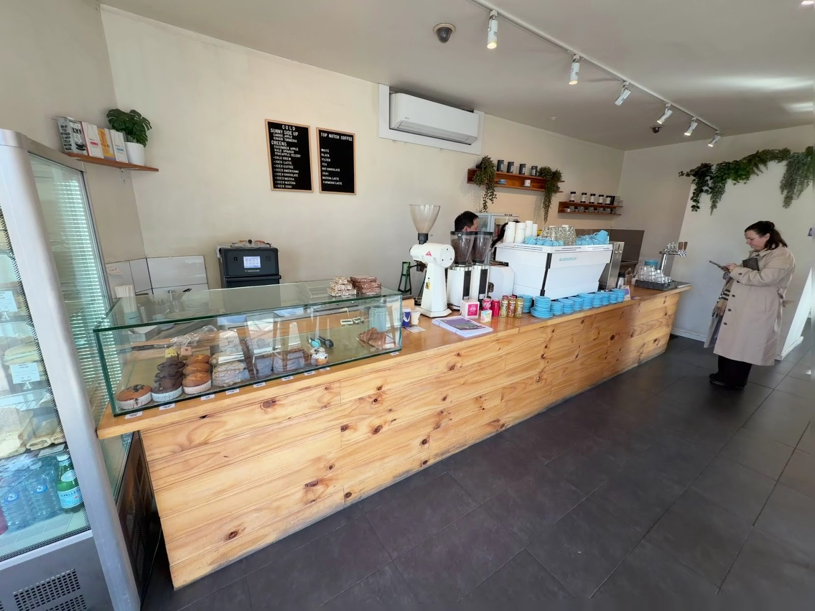 Top Notch Coffee: the place
