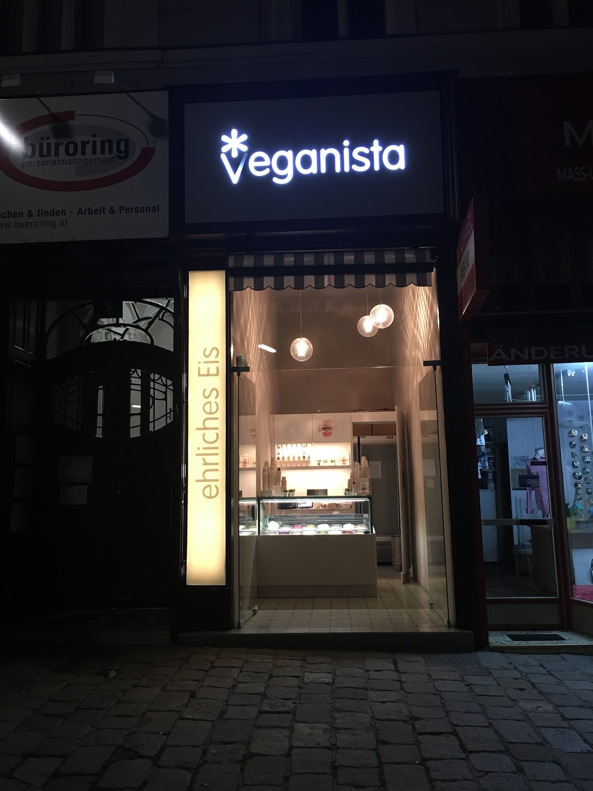 Veganista: the place