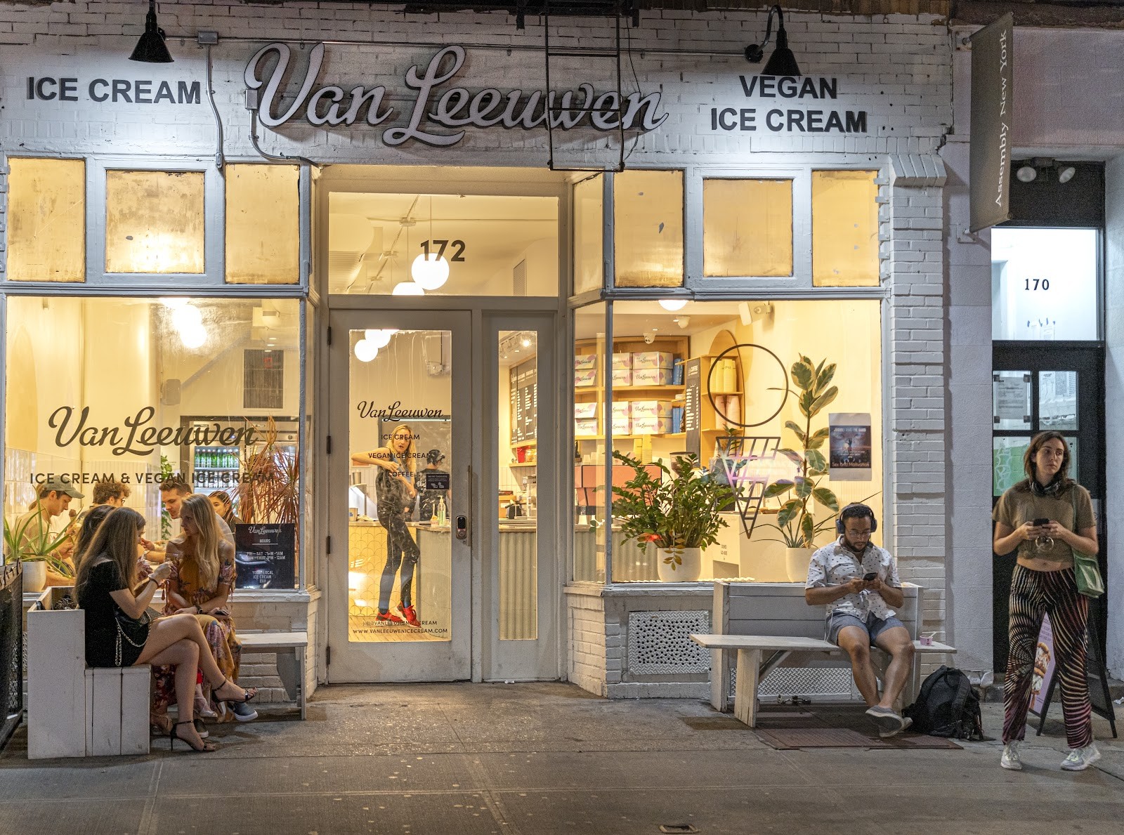 Van Leeuwen Ice Cream: the place