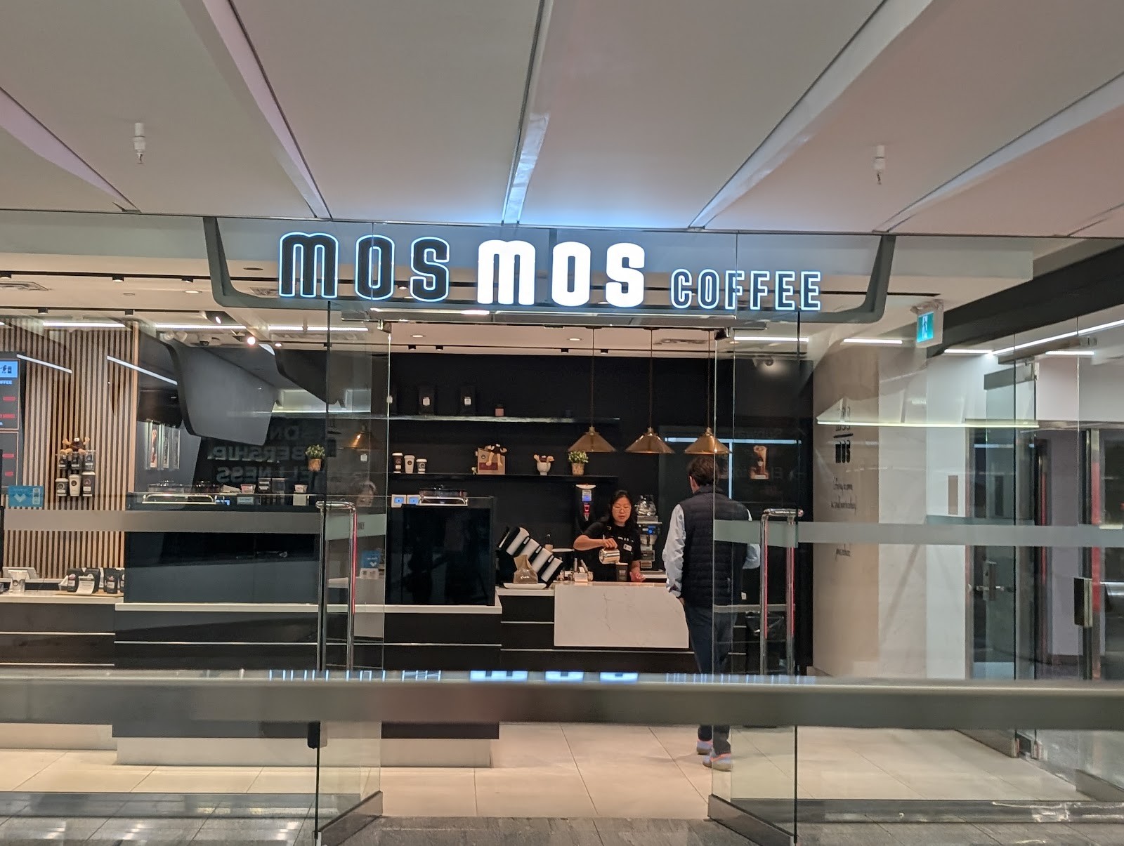 Mos Mos Coffee: the place