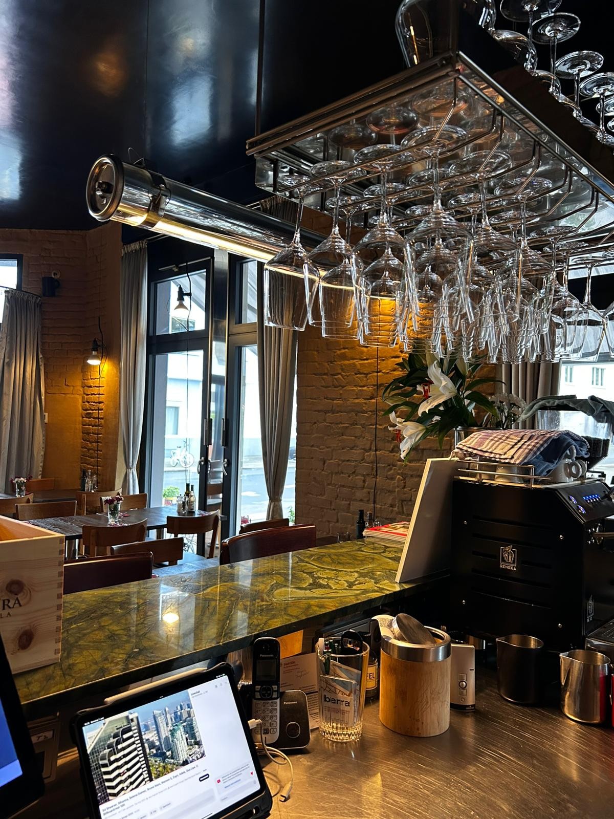 Localino: the place