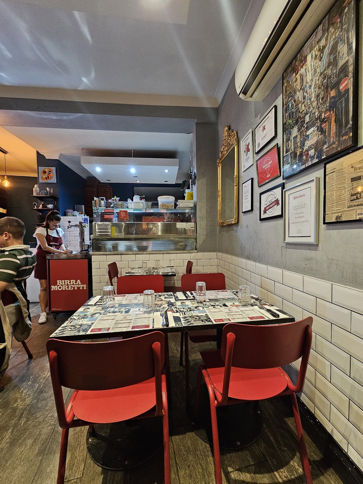 Bravi Ragazzzi: the place