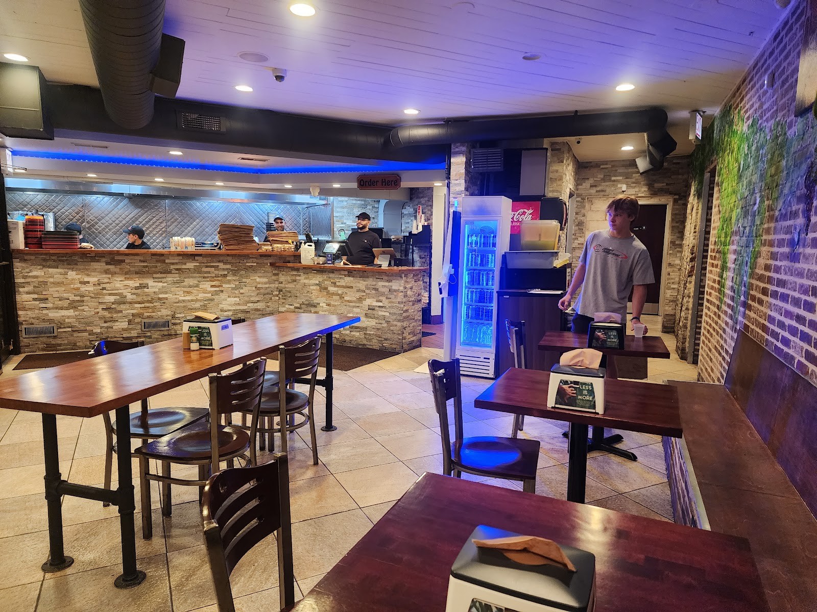 Falafel & Grill: the place