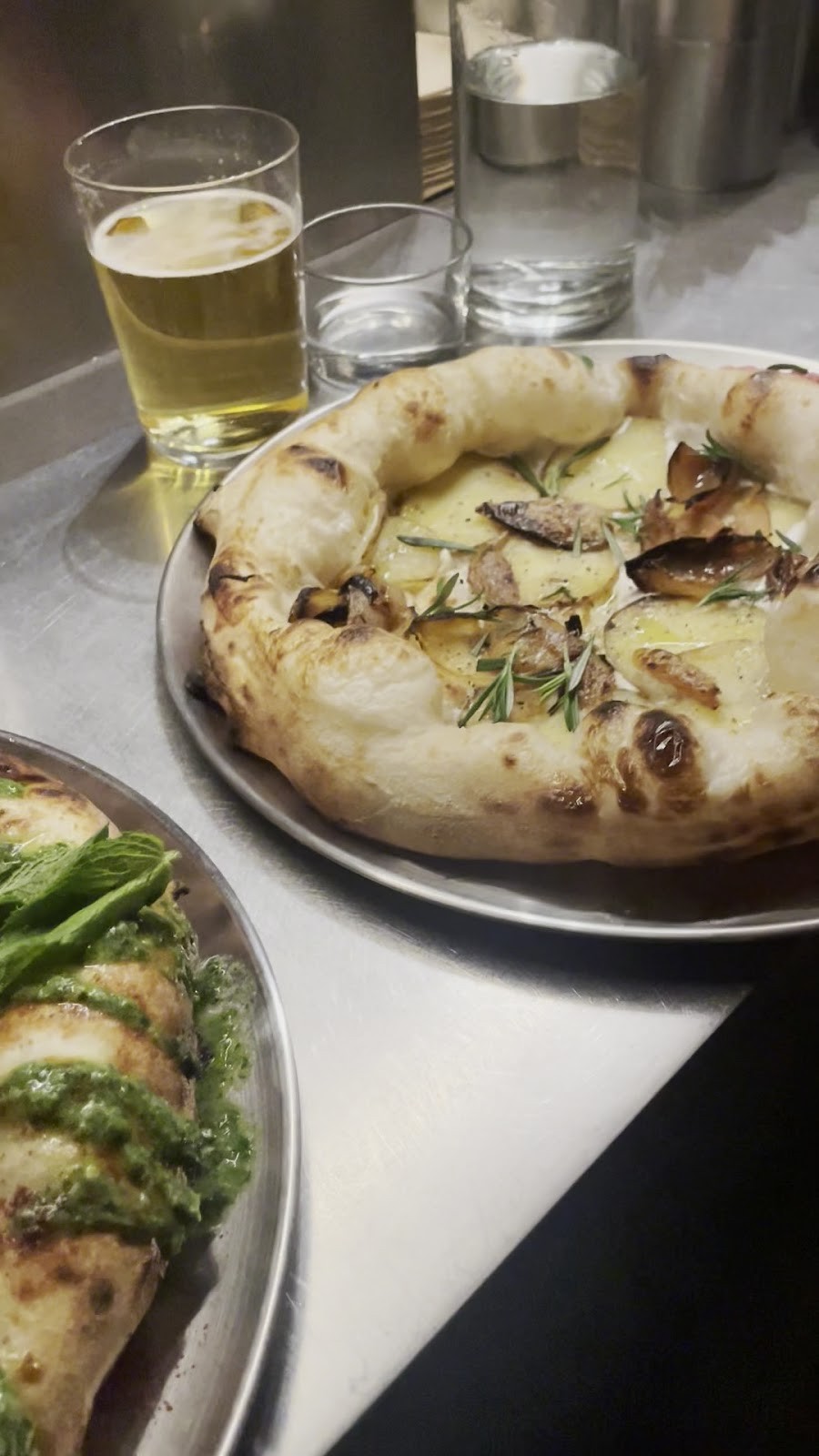 GEMELLO: food & drinks