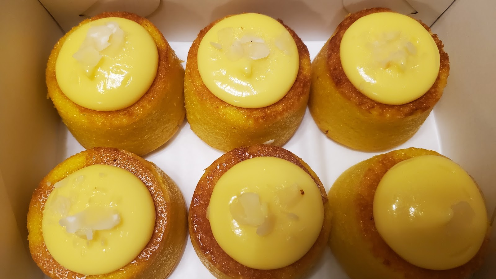 The Cake People: food & drinks