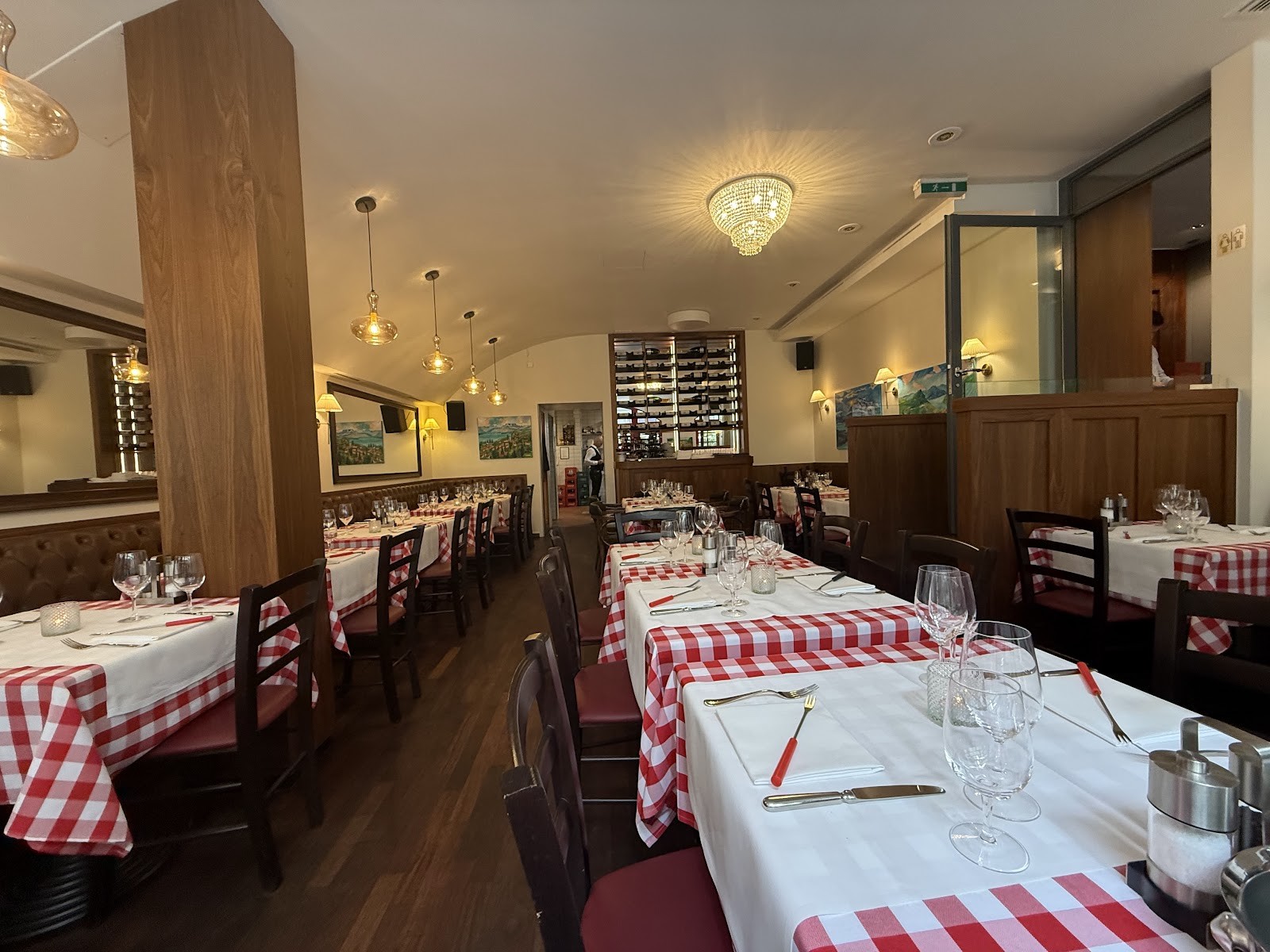 Zum Königstuhl - Schweizer Restaurant in Zürich Niederdorf: the place