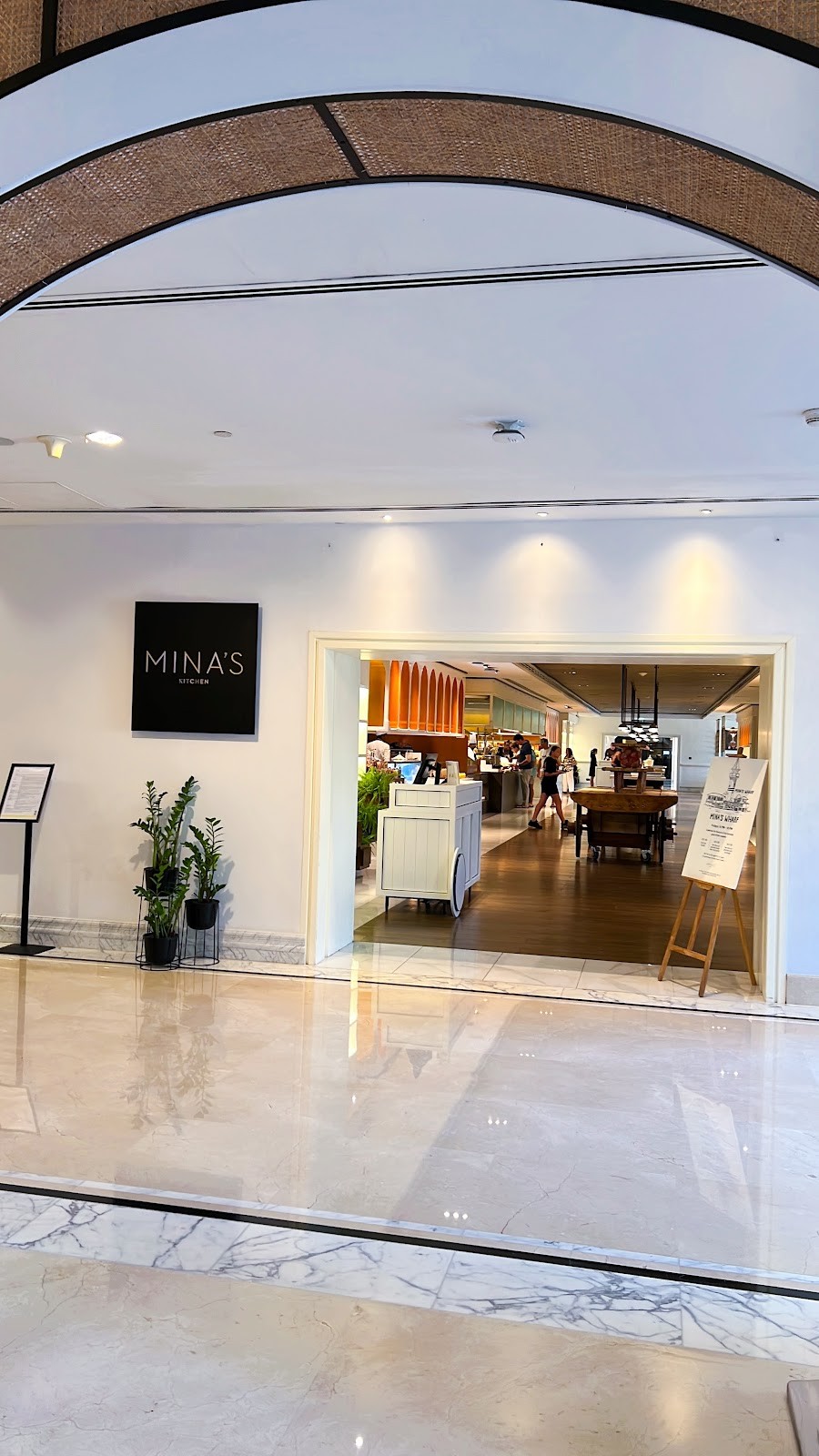 Mina's Kitchen Dubai: the place