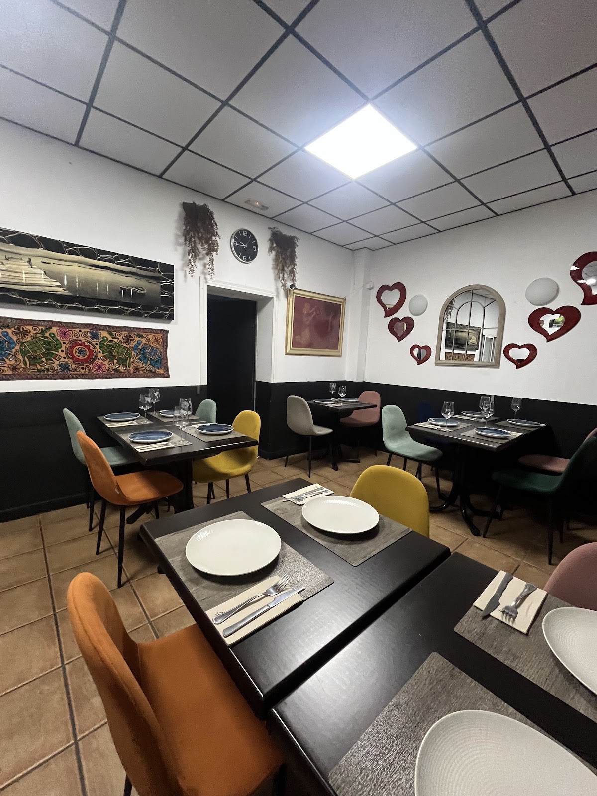 Kashmir Indian Restaurant: the place