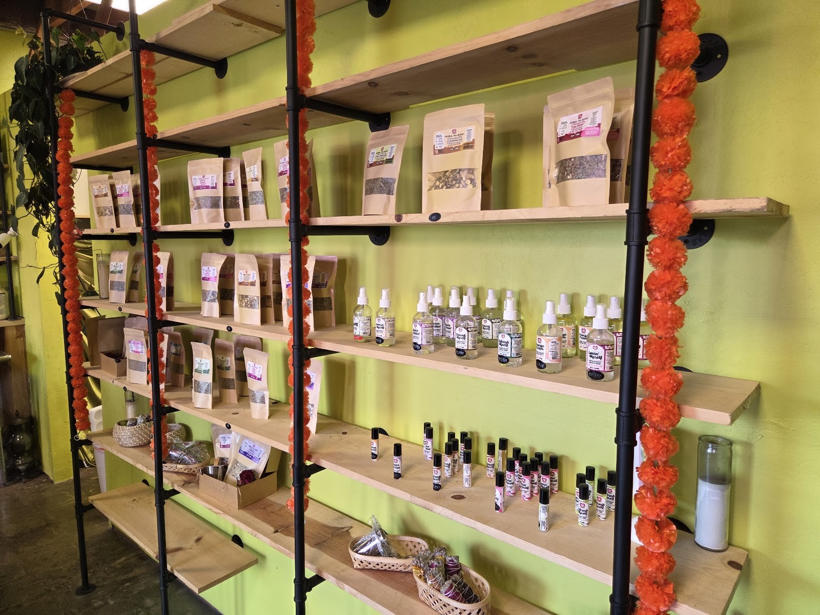 NG Apothecary Herb Shop: the place