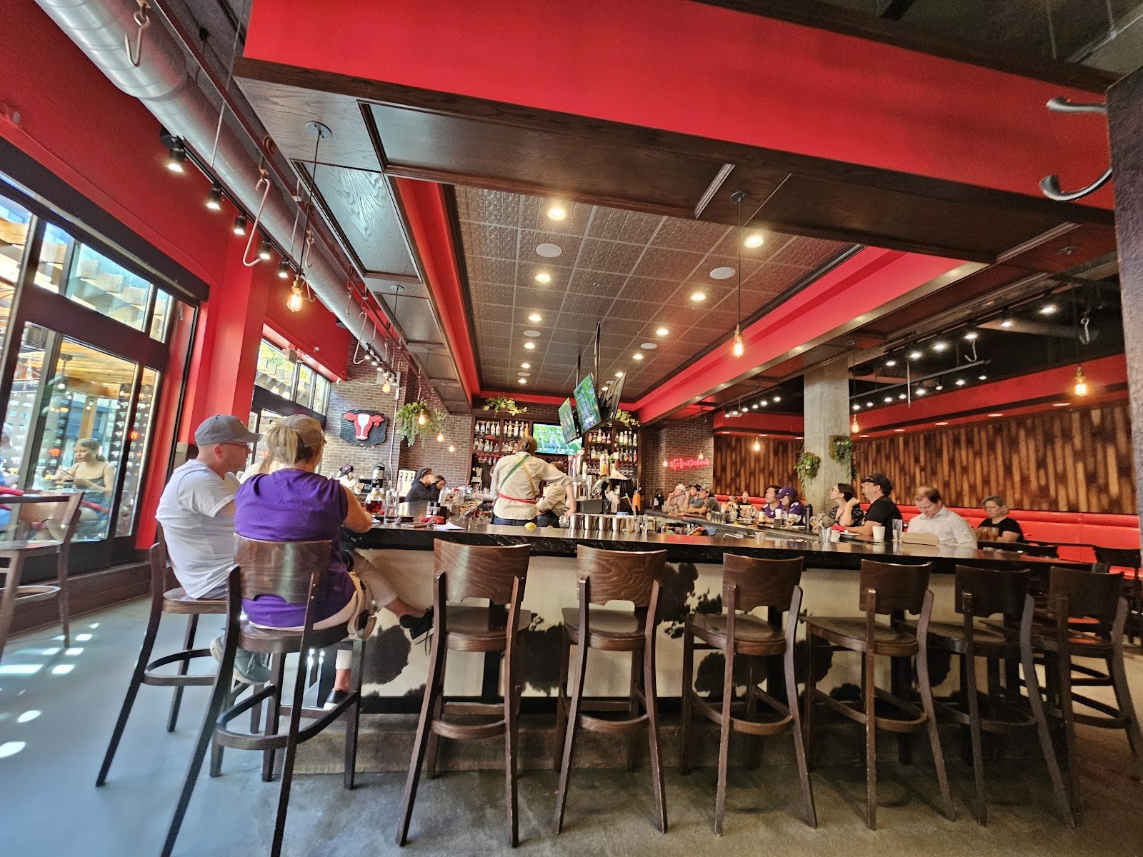 Red Cow - 1st Ave: the place