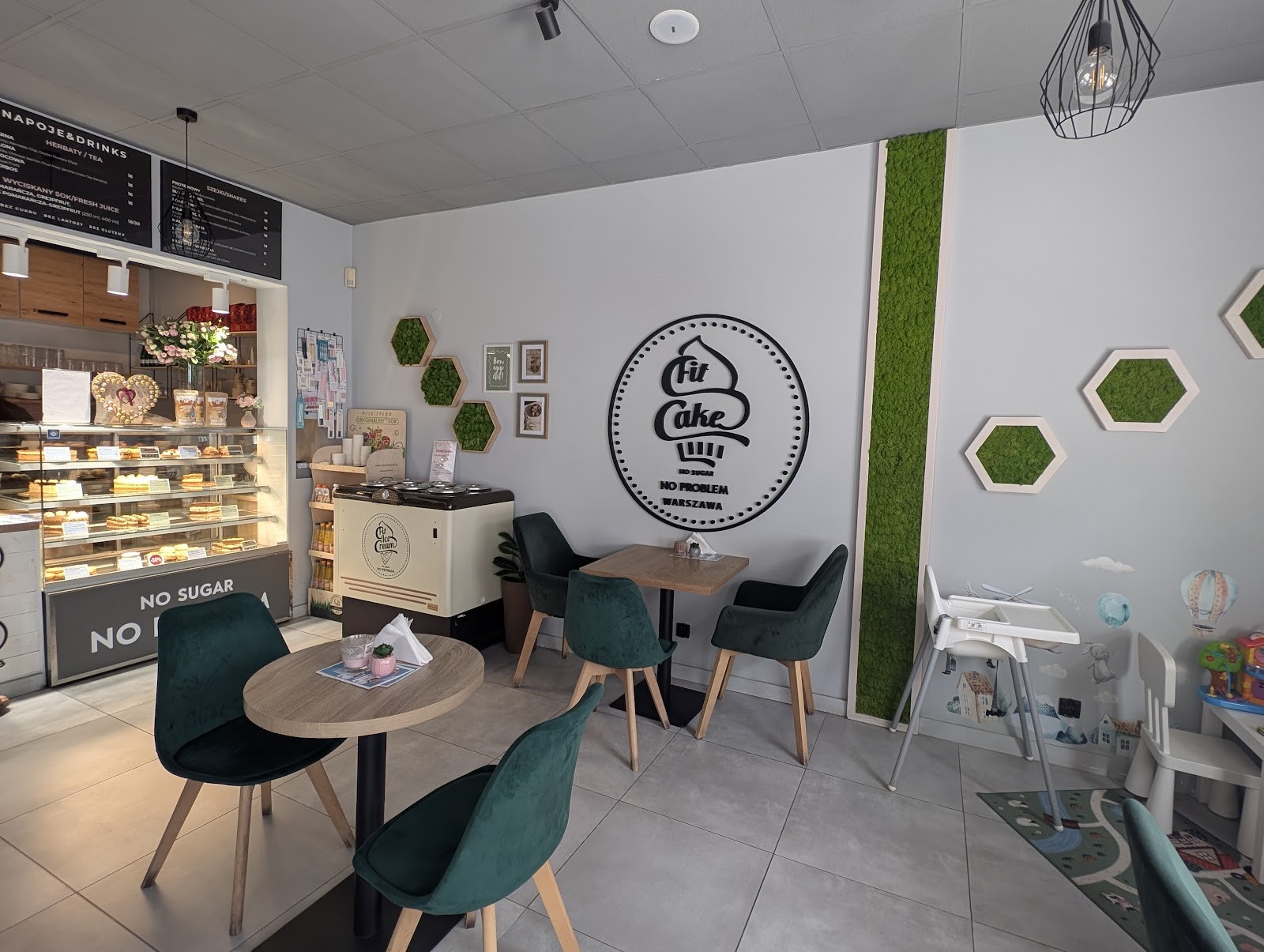 Fit Cake: the place