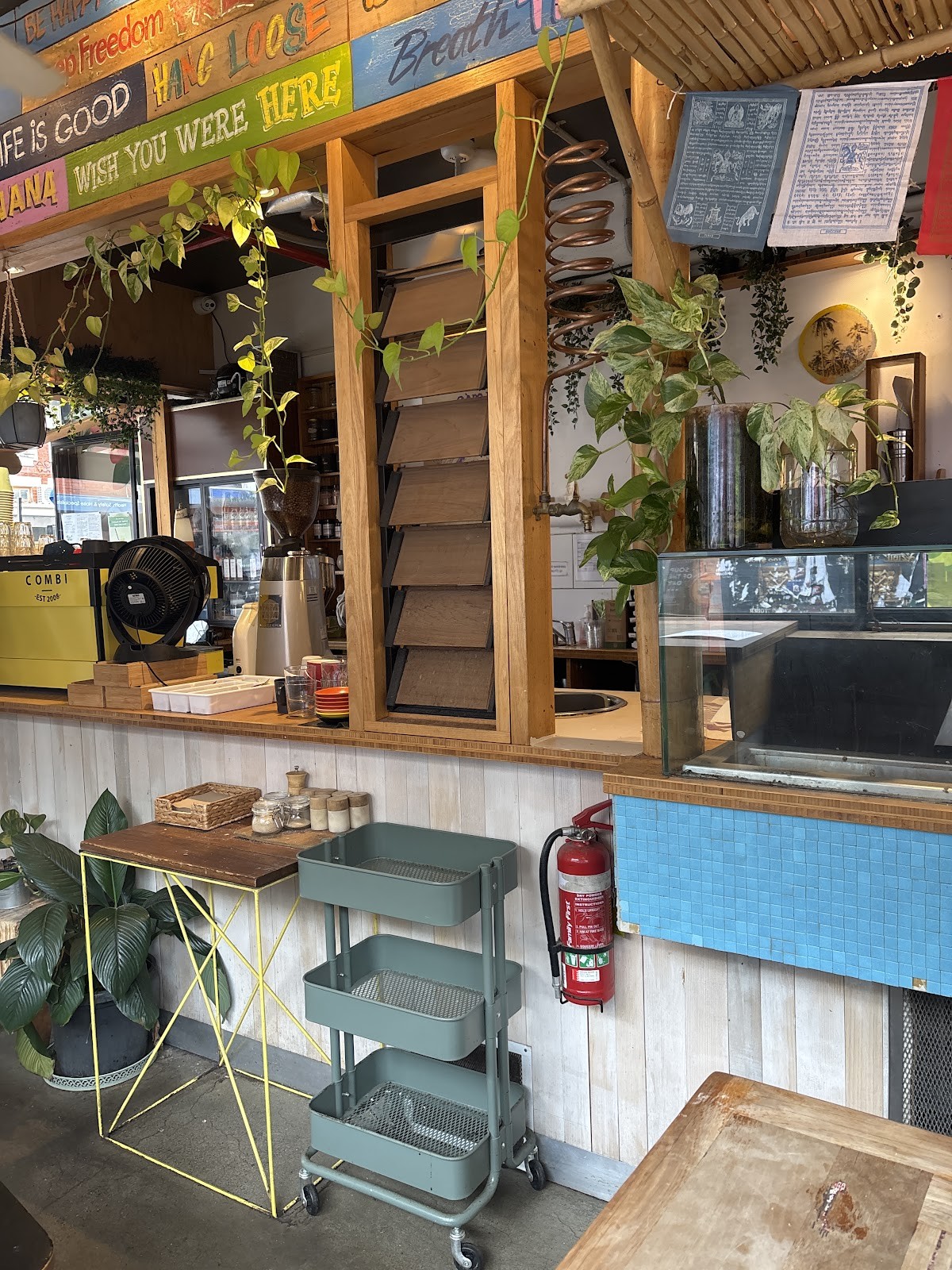 Combi Elwood: the place