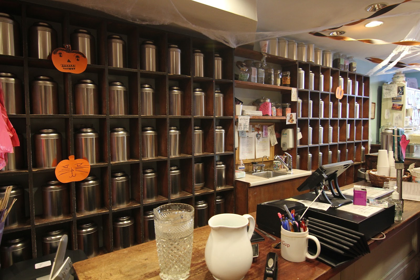 Alice's Tea Cup: the place
