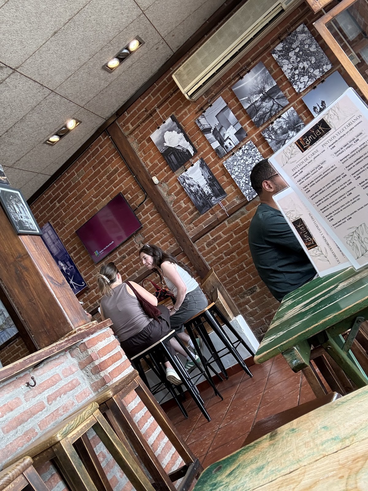 Lamiak de la Rosa: the place