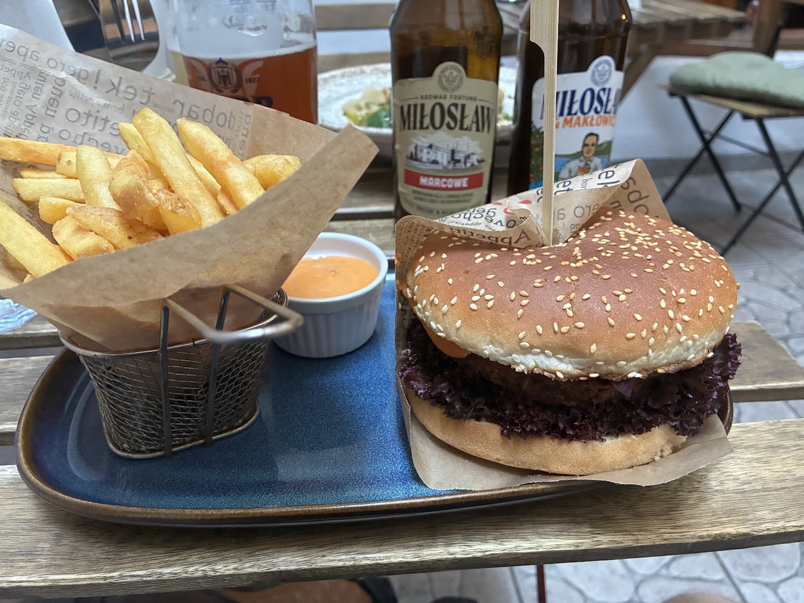 No Bones Vegan Food: food & drinks