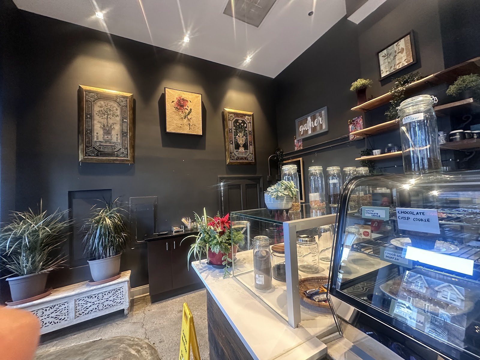 Youebe Cafe: the place