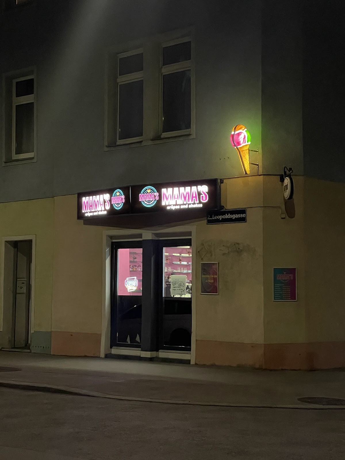 Mamas Crêpes&Shakes: the place