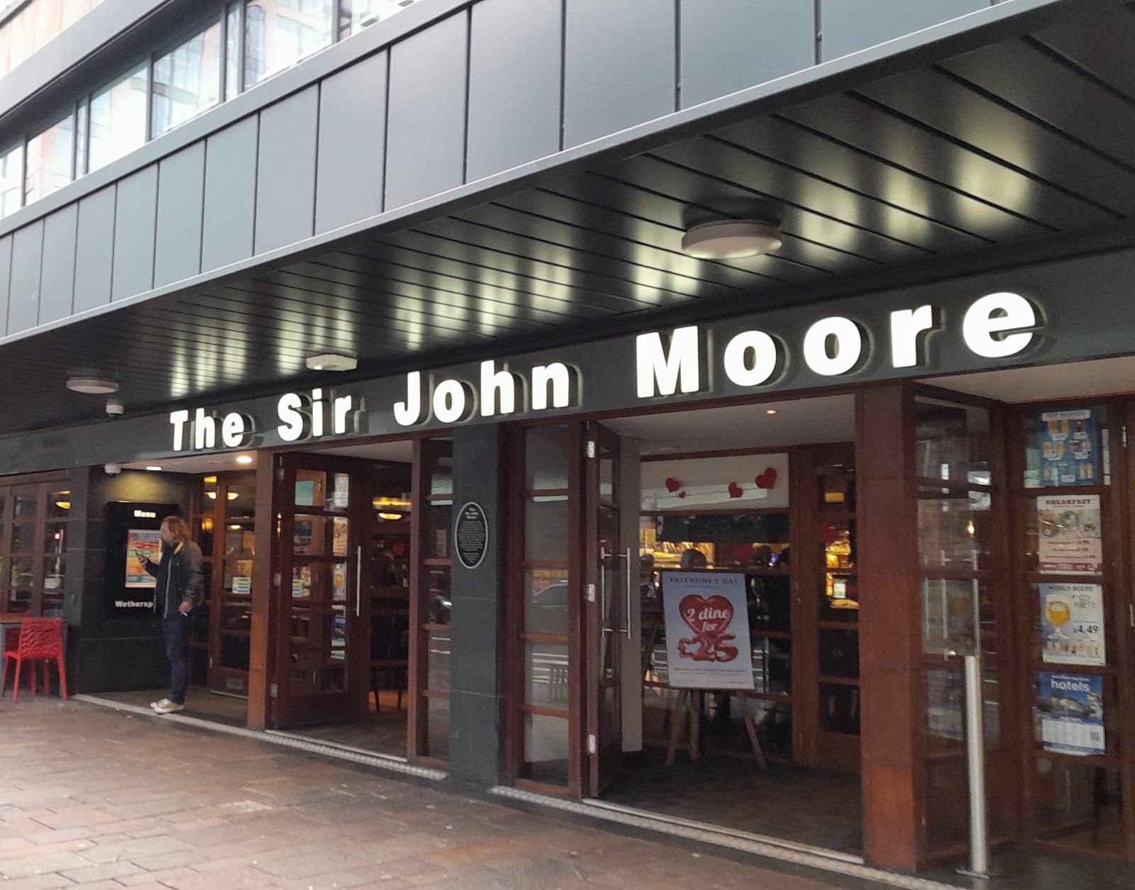 The Sir John Moore: the place