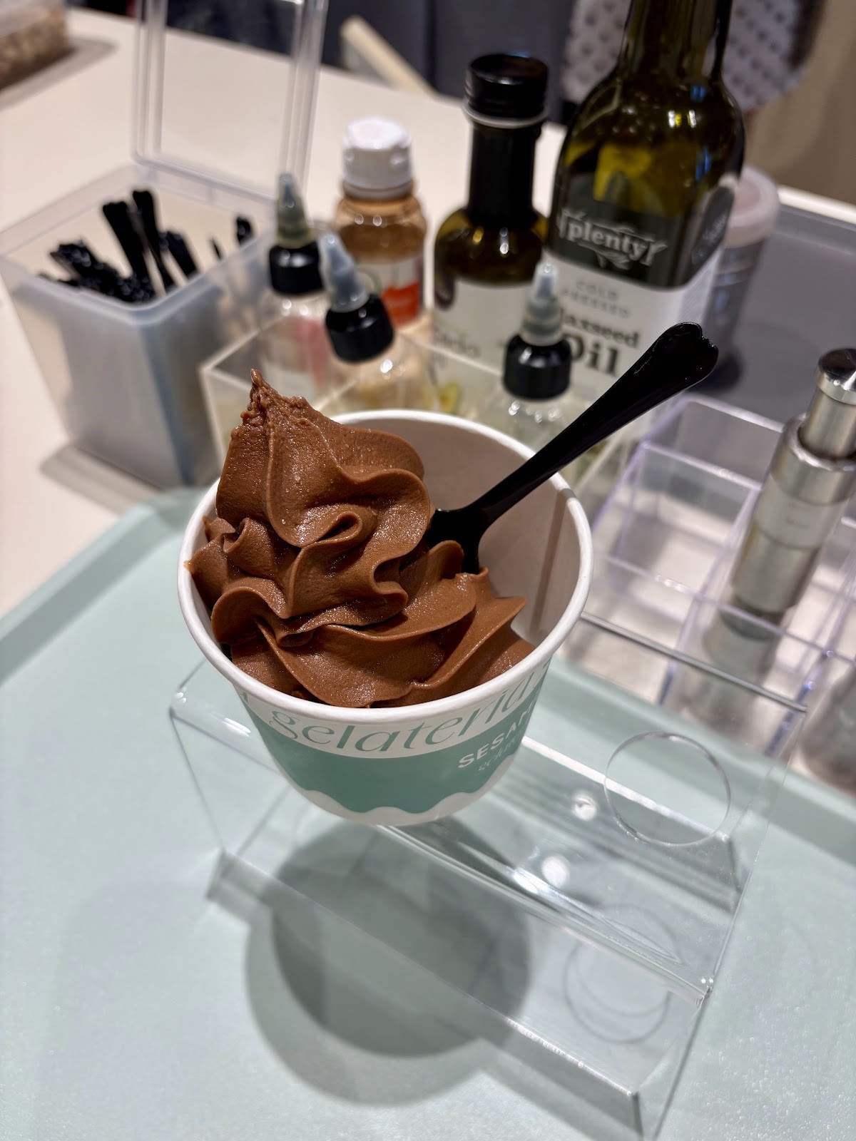 Sesamilk Gelateria: food & drinks
