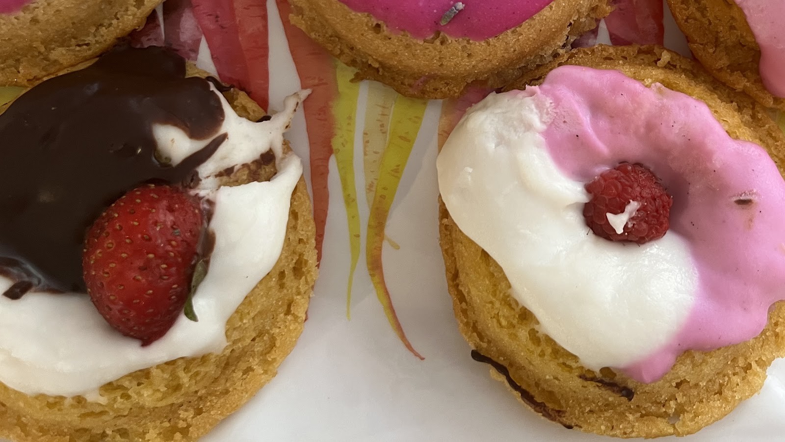 Happy Zoe Vegan Bakery: food & drinks