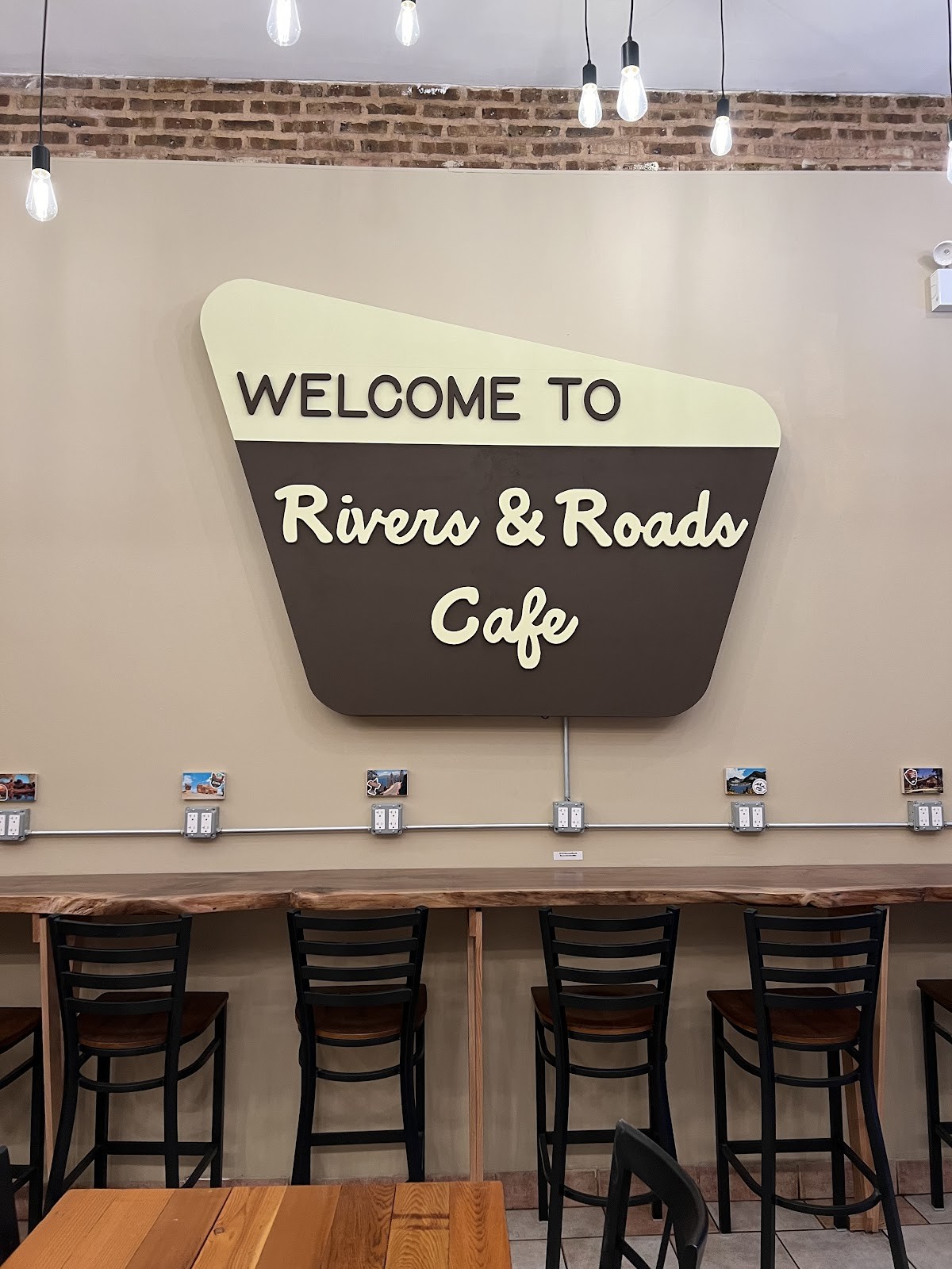 Rivers and Roads Cafe: the place