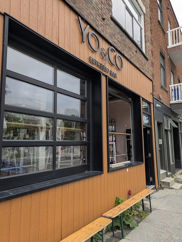 Yo & Co Espresso Bar: photo 4