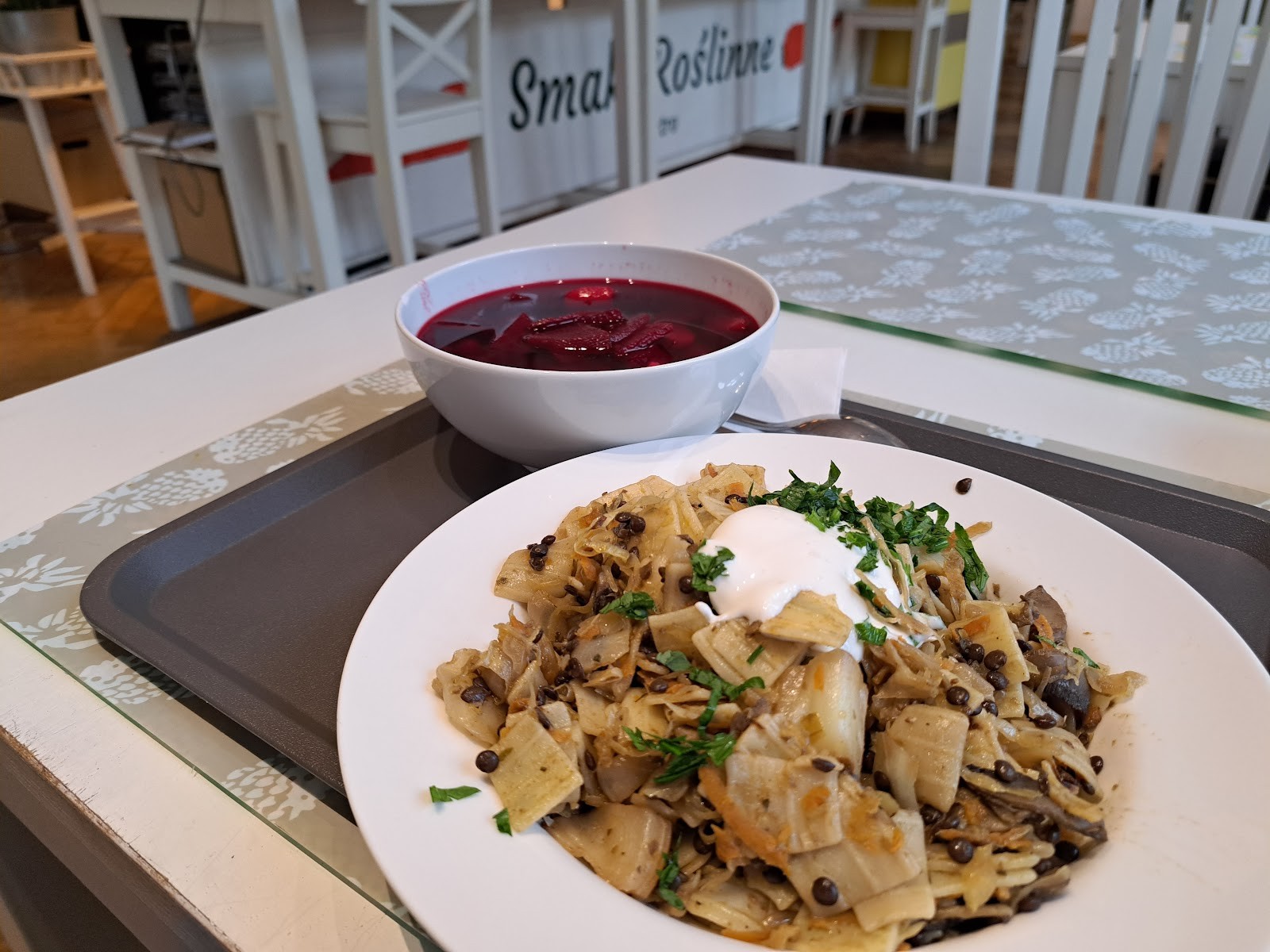 Smaki Roślinne: food & drinks