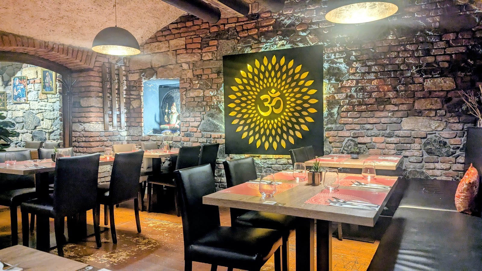 Rangoli Smíchov - Indian restaurant: the place