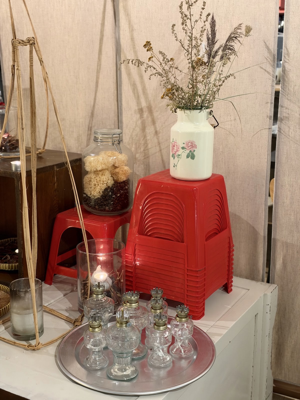 LÊN ĐÊN - Bonjour Càphê: the place
