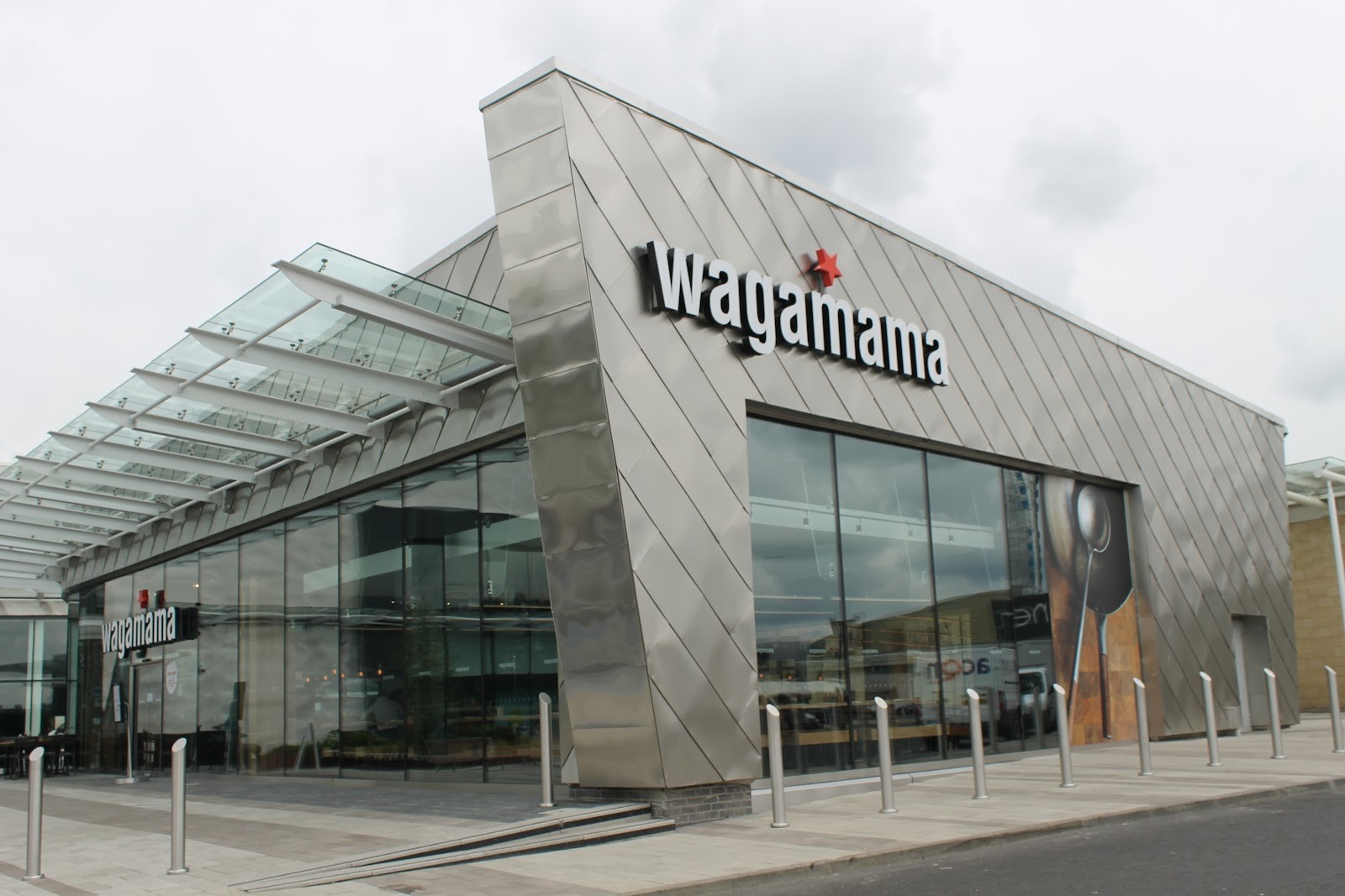 wagamama glasgow fort: the place