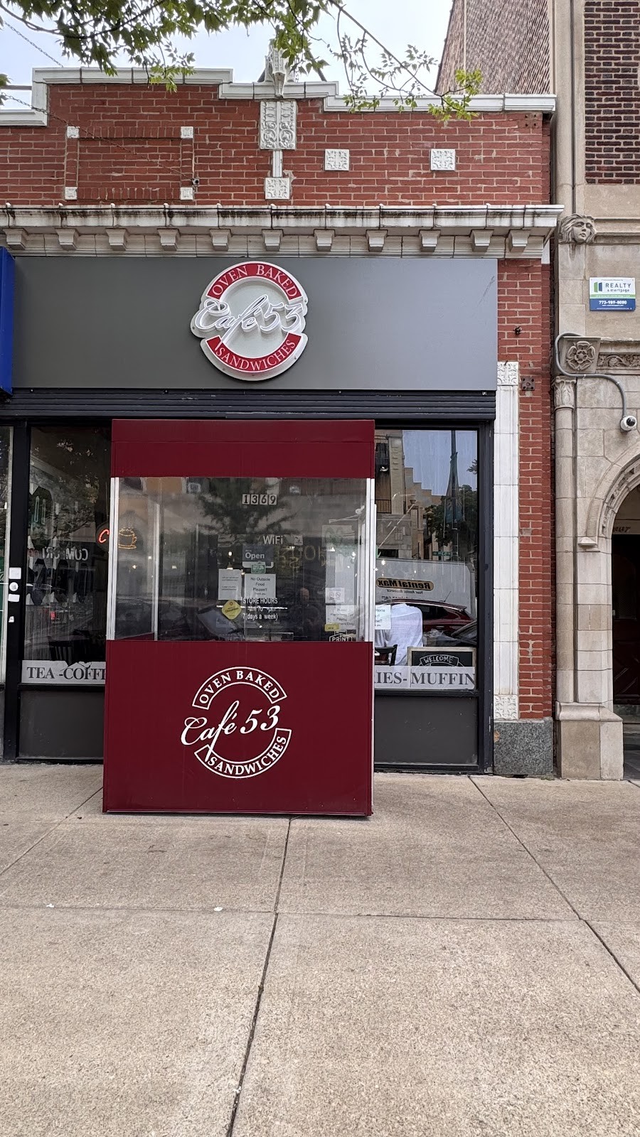Cafe 53: the place