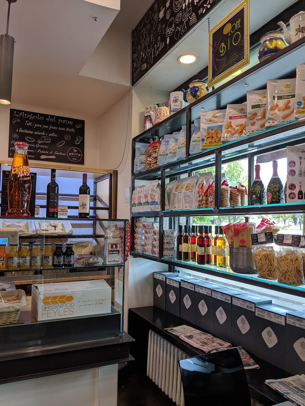 Rojito Coffee Club la fenice: the place