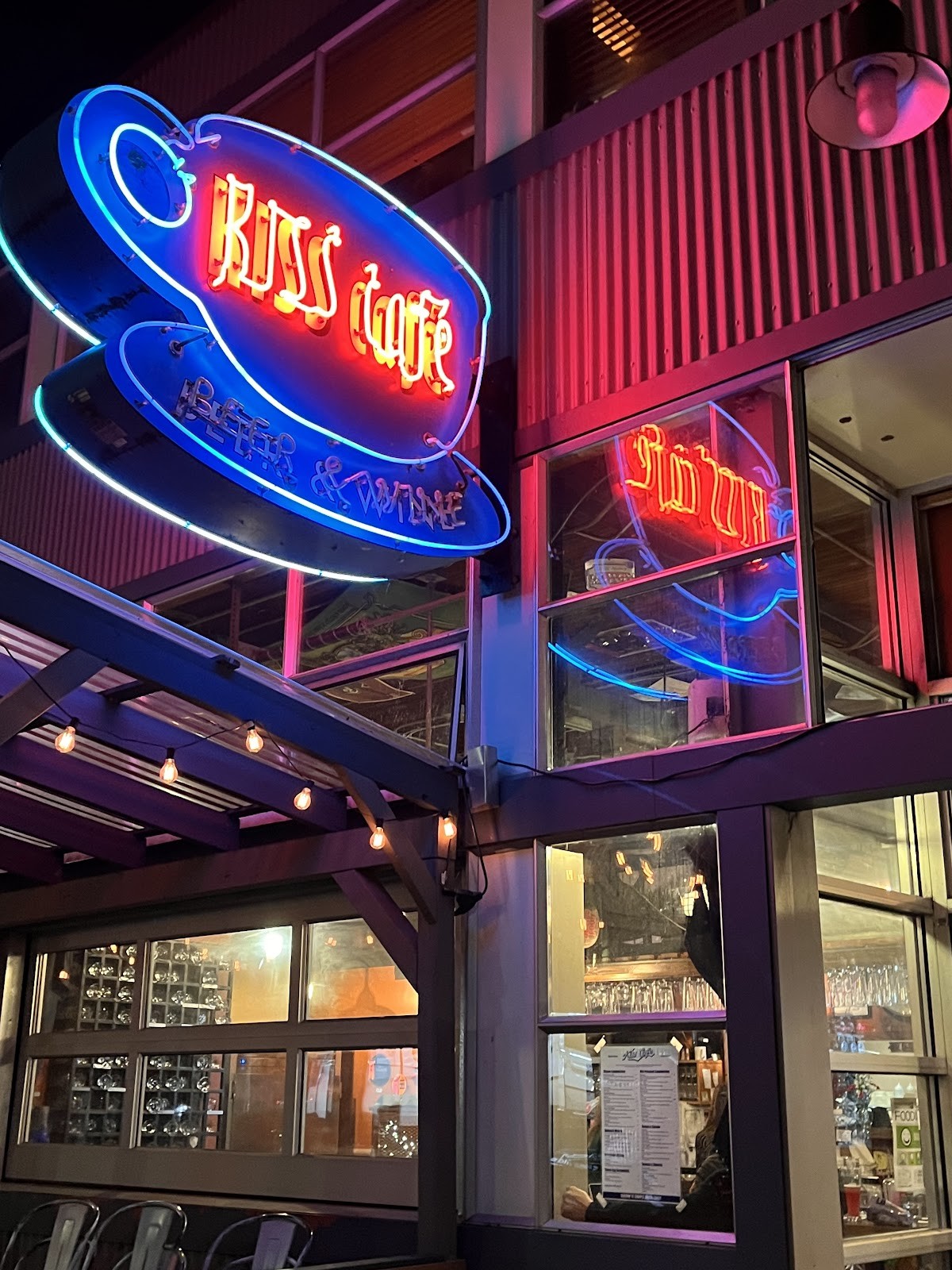 Ballard Kiss Cafe: the place