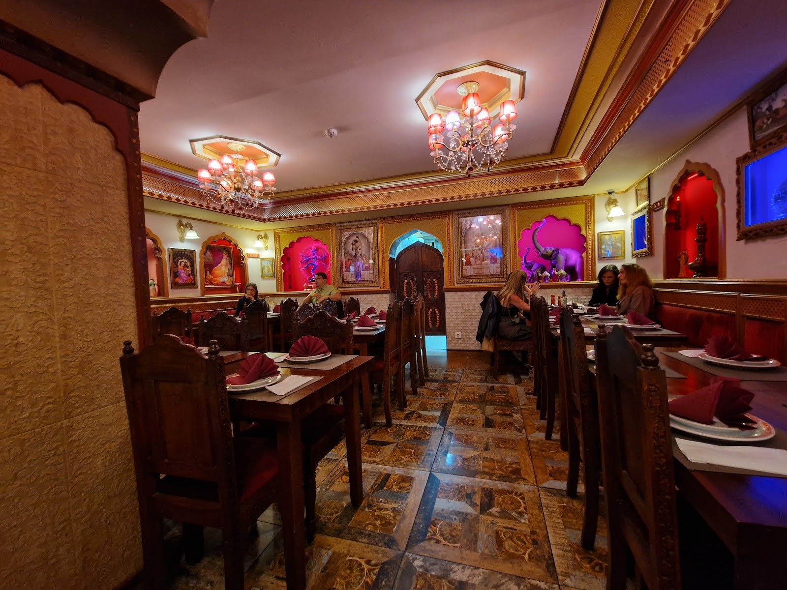 Natraj Tandoori: the place
