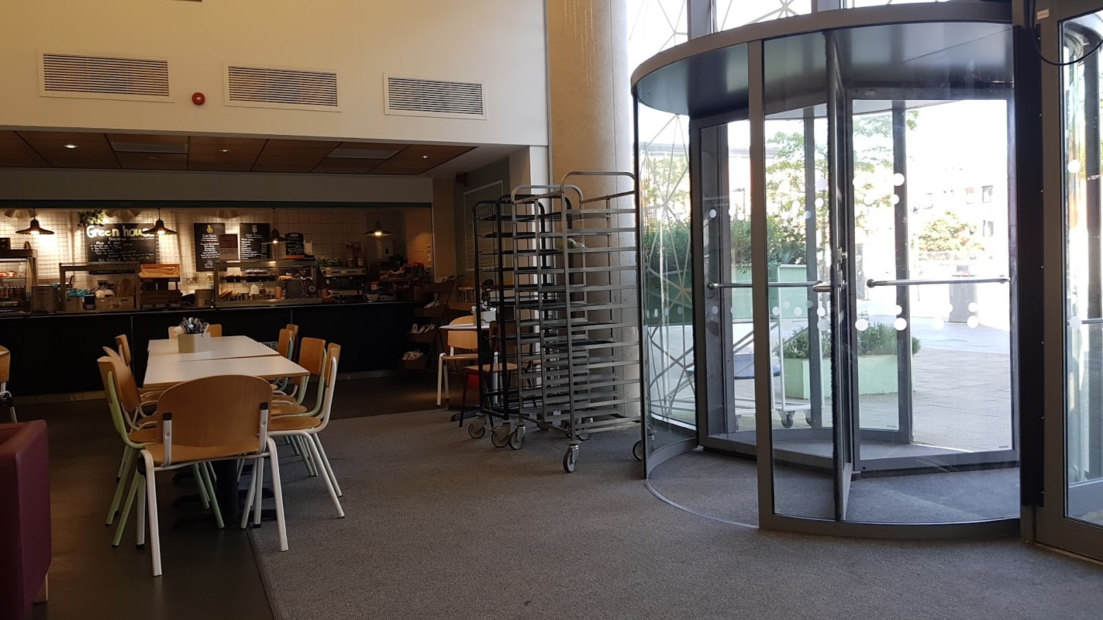 Greenhouse Cafe: the place