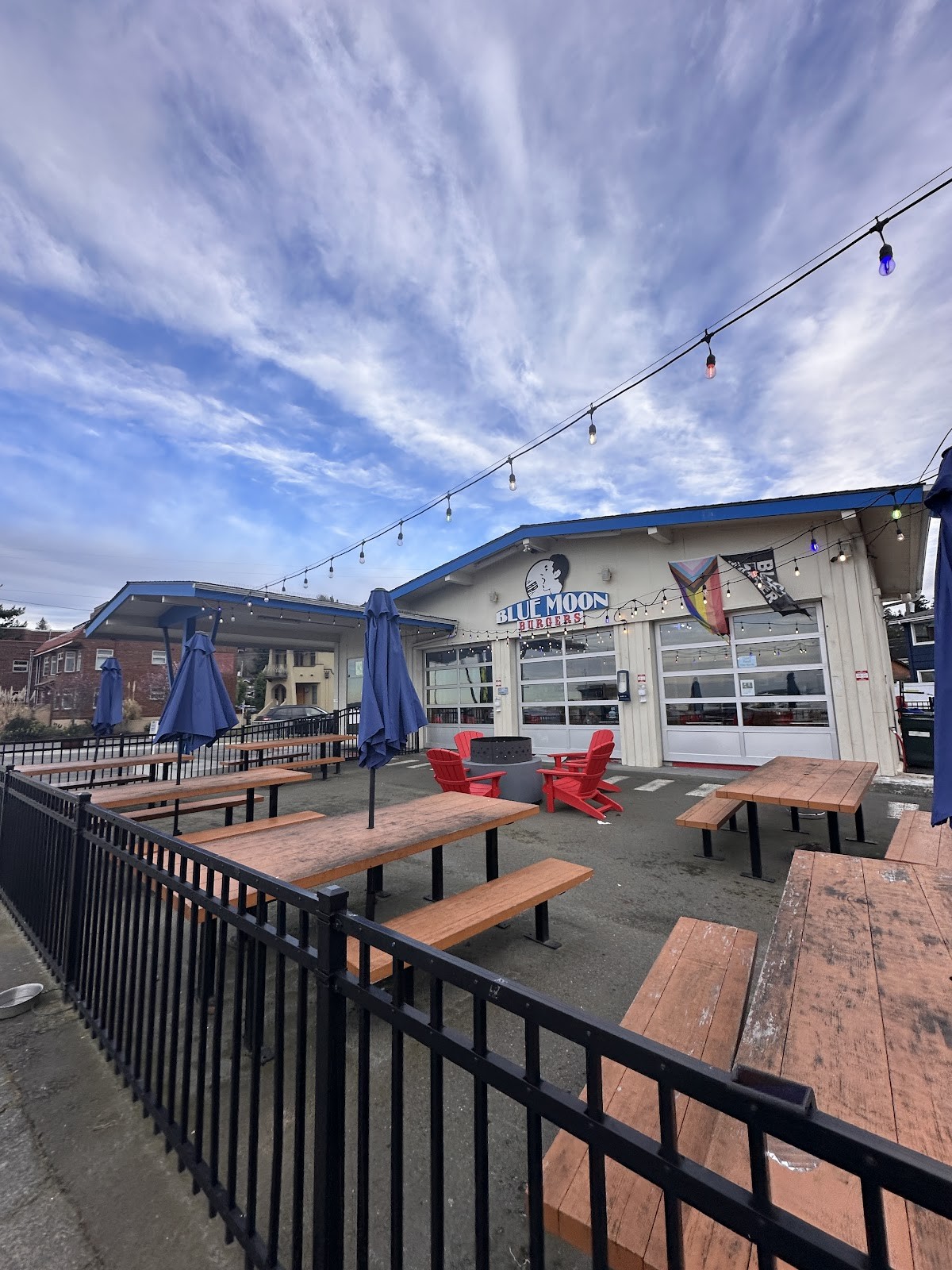 Blue Moon Burgers on Alki: the place
