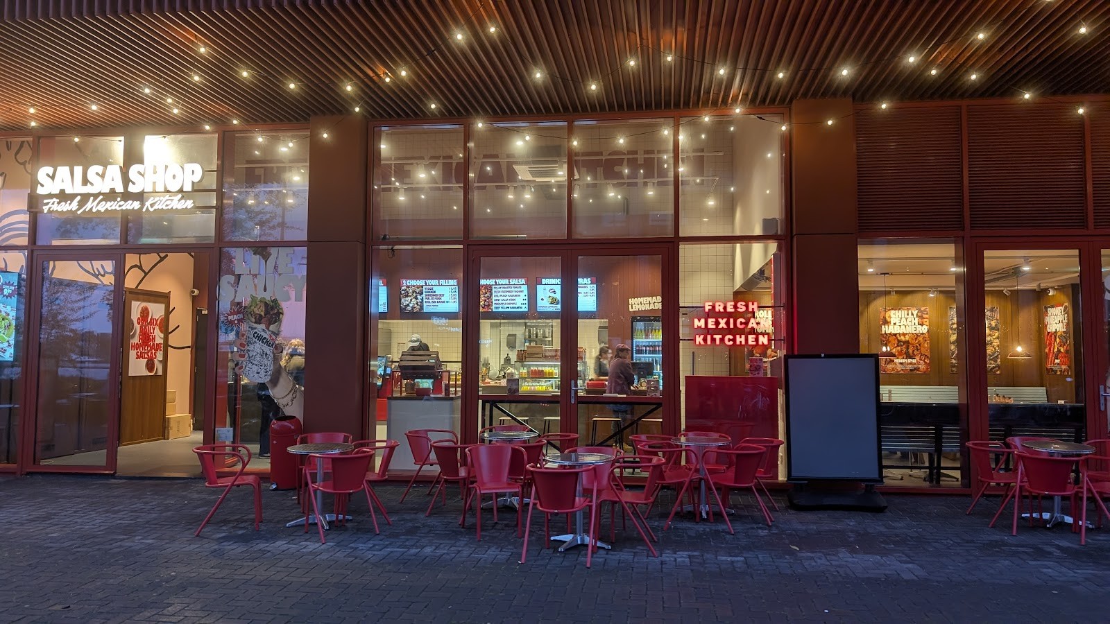 Salsa Shop: the place