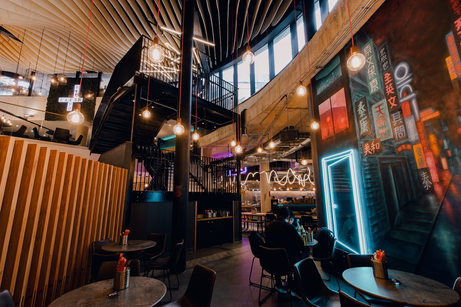 Hello Oriental: the place