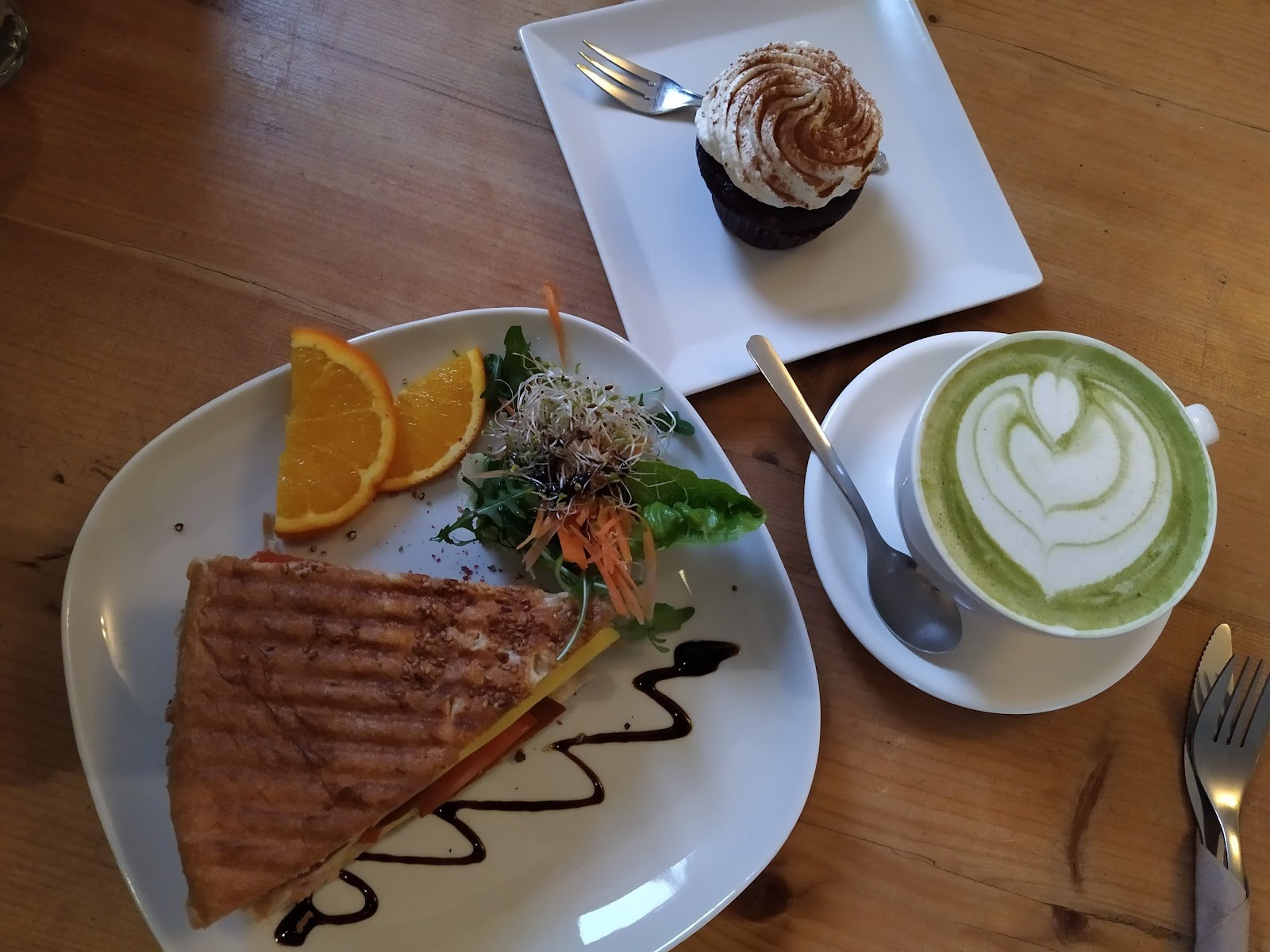 Vux: food & drinks
