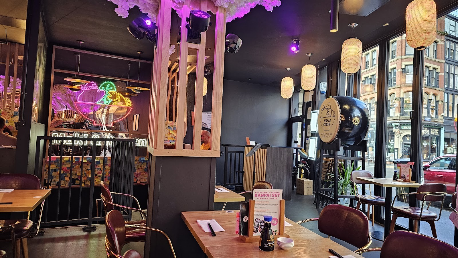 Maki & Ramen: the place