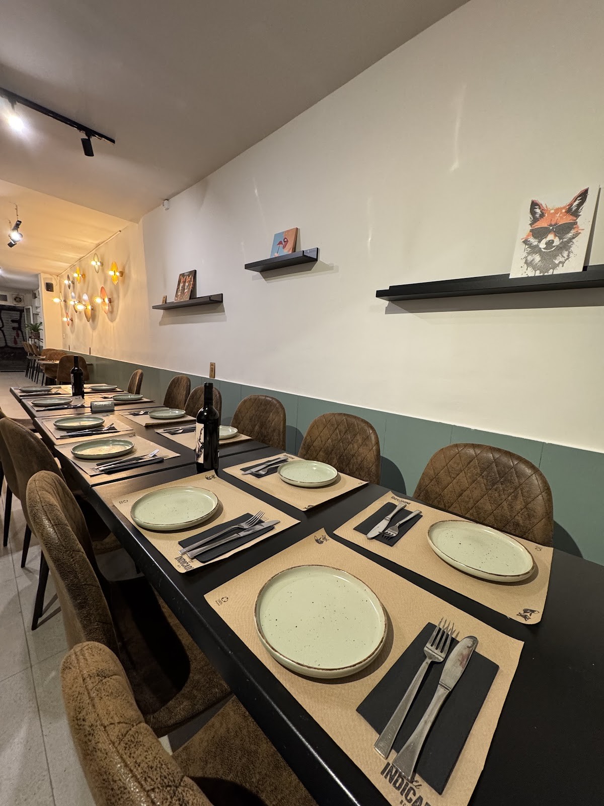 El Indicado: the place