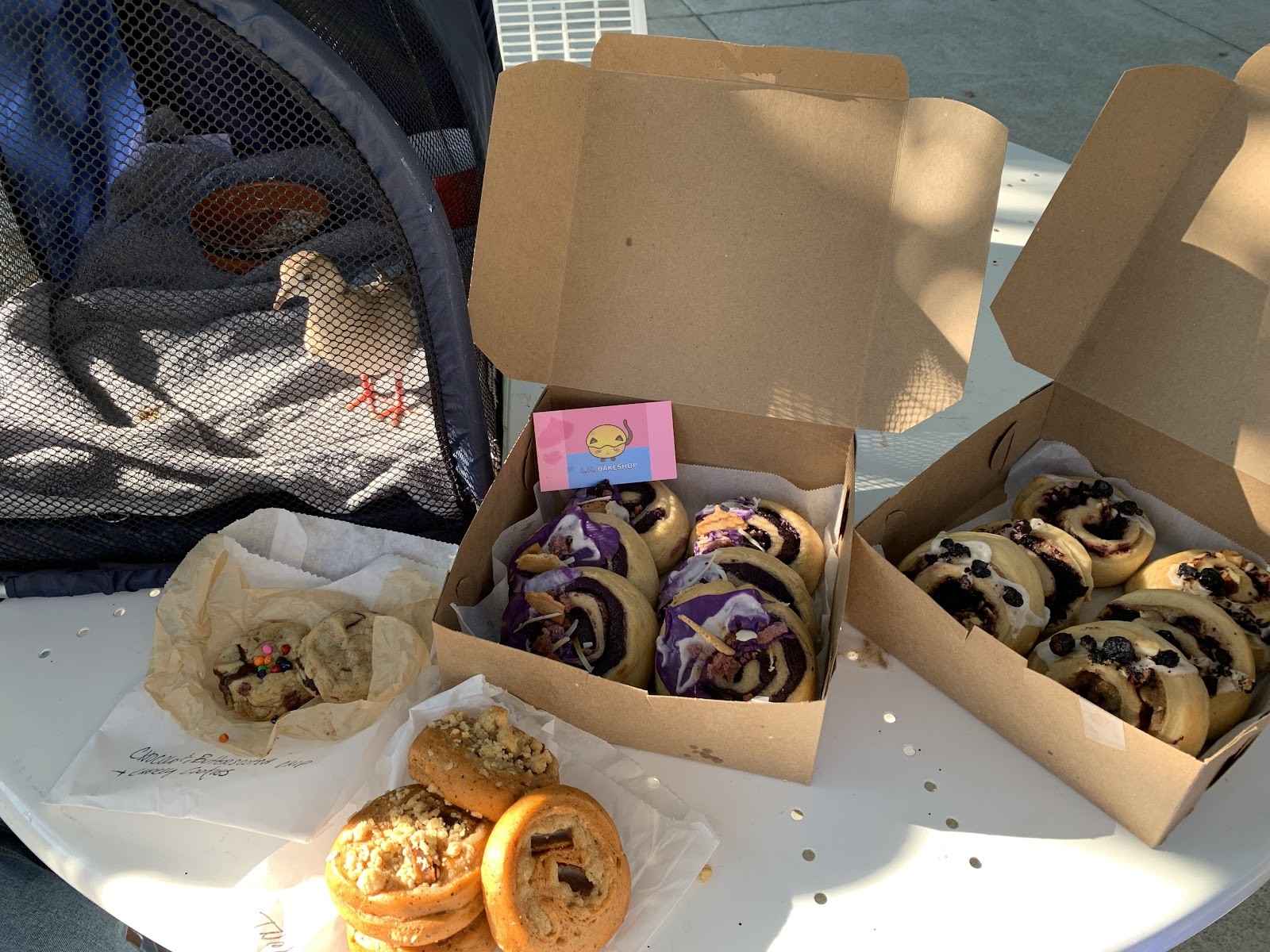 L.H.Bakeshop: food & drinks