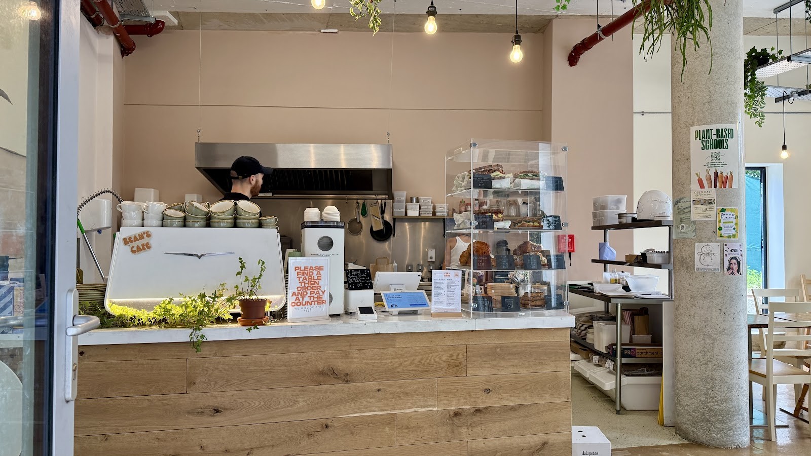 Bean’s Café: the place