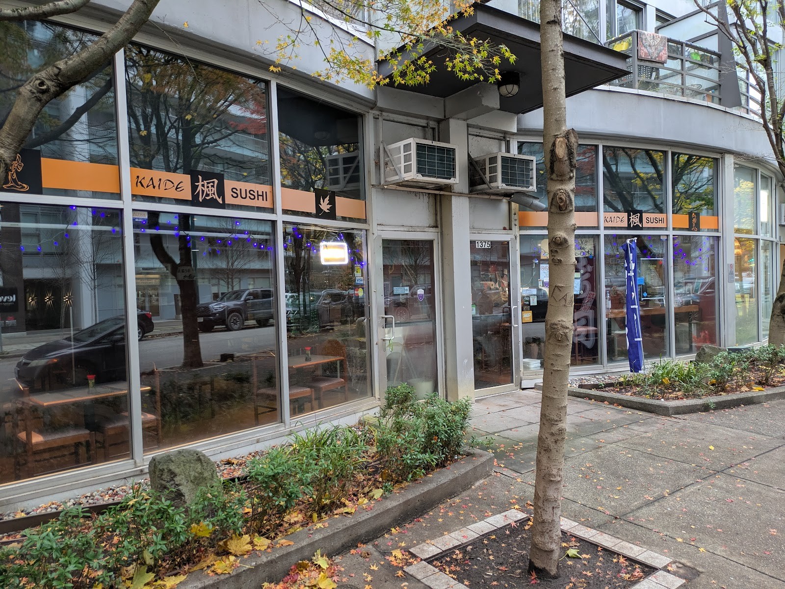 Kaide Sushi Bar: the place