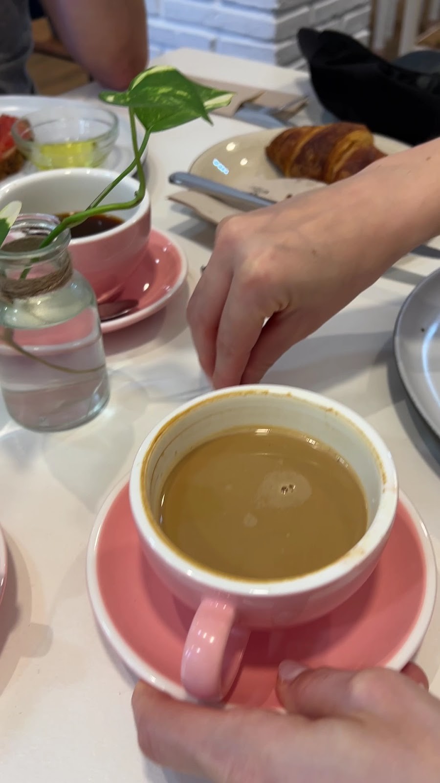 LET IT BLOOM - Specialty Coffee n' Brunch: food & drinks