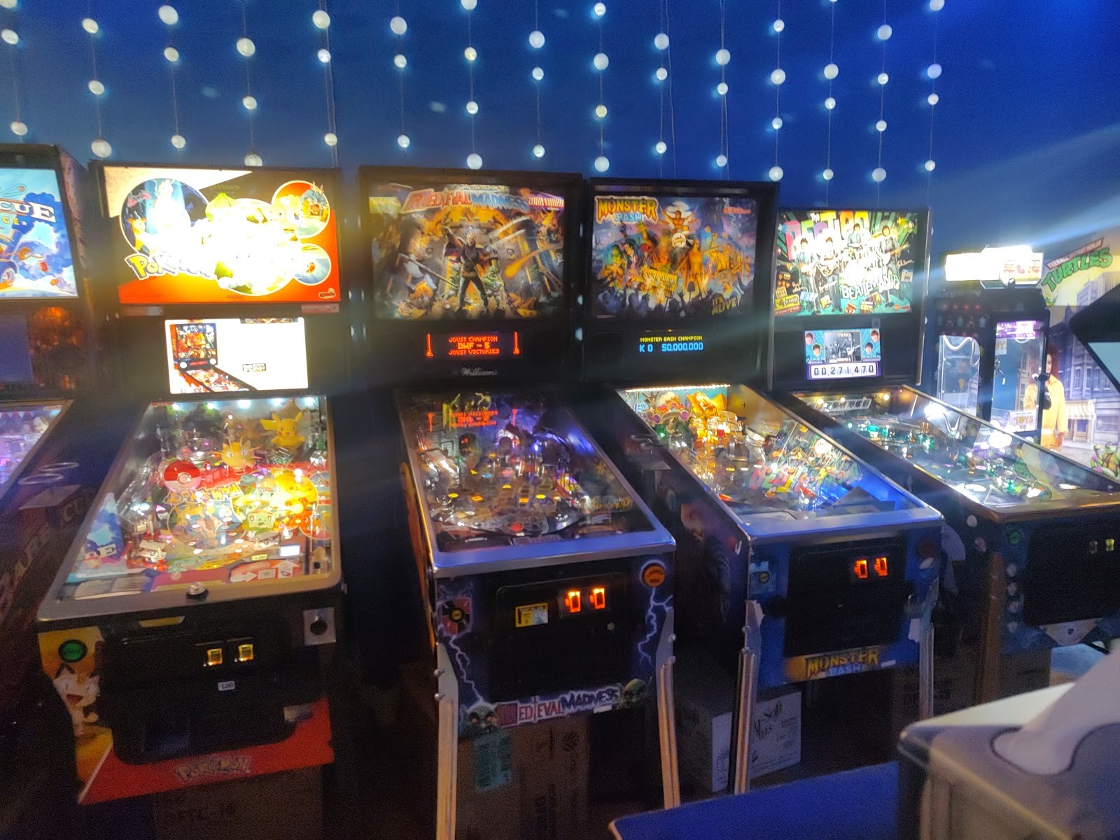 Full Tilt Columbia City: the place
