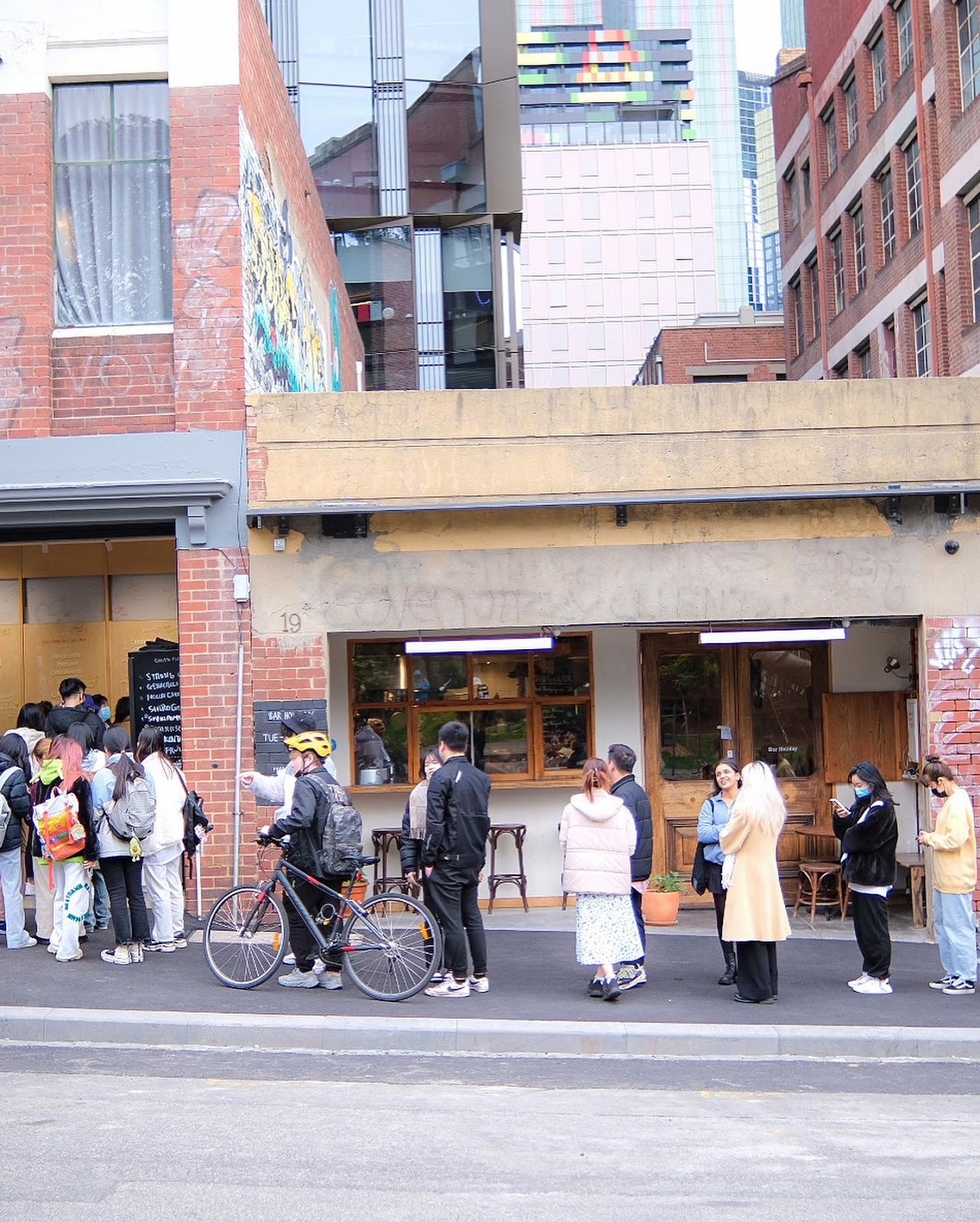 Hareruya Pantry: the place