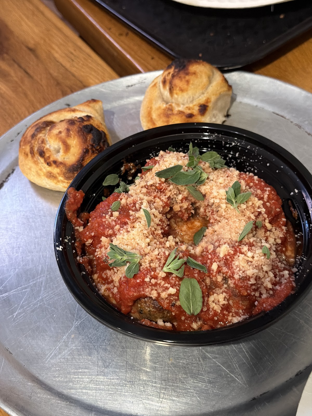 20th Street Pizza: food & drinks