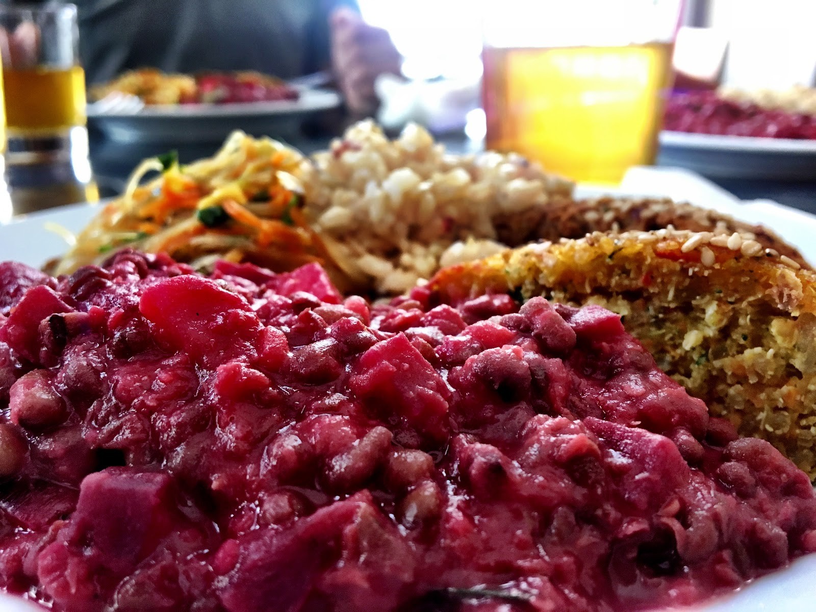 Alfarroba: food & drinks